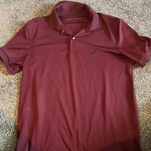 Good condition mens nautica polo, size M, maroon color